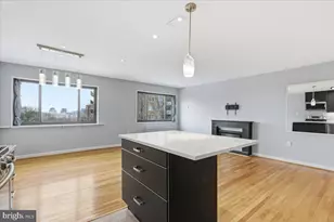 1300 S Arlington Ridge Rd, Arlington, VA 22202 - Photo 5