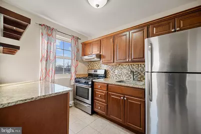 5310 8th Road S #8, Arlington, VA 22204 - Photo 3