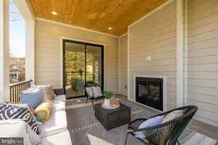 5707 9th St N, Arlington, VA 22205 - Photo 29