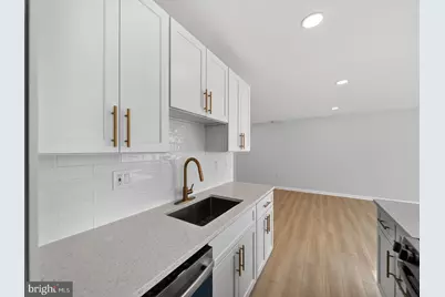 4390 Lorcom Lane #410, Arlington, VA 22207 - Photo 3