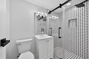 4390 Lorcom Ln, Arlington, VA 22207 - Photo 5