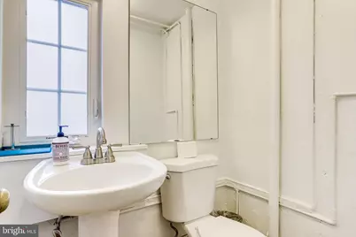 907 26th Street S, Arlington, VA 22202 - Photo 39