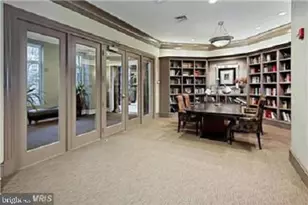 851 N Glebe Rd, Arlington, VA 22203 - Photo 3