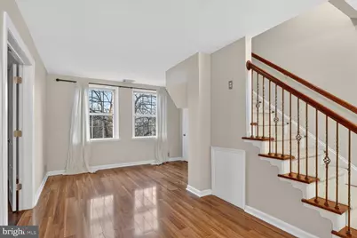 4426 36th Street S #B2, Arlington, VA 22206 - Photo 3