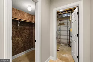 127 S Highland St, Arlington, VA 22204 - Photo 37