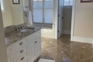 2132 N Tazewell Ct, Arlington, VA 22207 - Photo 7