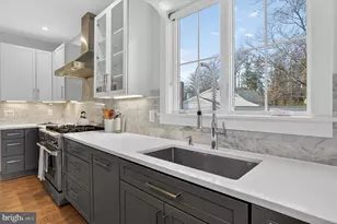 5615 35th Rd N, Arlington, VA 22207 - Photo 25