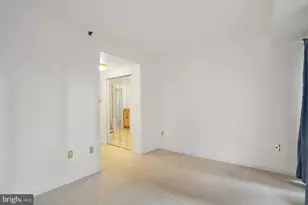 1530 Key Blvd, Arlington, VA 22209 - Photo 5