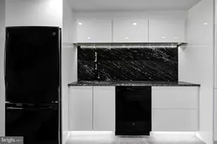 3431 14th St N, Arlington, VA 22201 - Photo 35