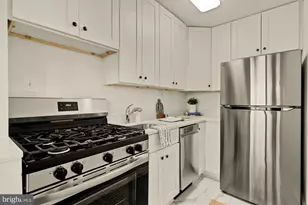 1577 N Colonial Terrace, Arlington, VA 22209 - Photo 9