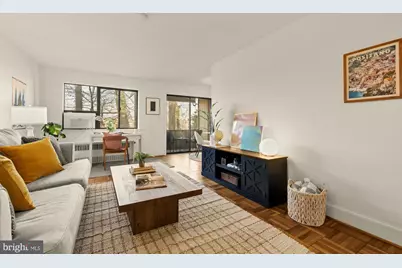 1577 N Colonial Terrace #205Y, Arlington, VA 22209 - Photo 3