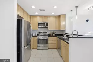3600 S Glebe Road S, Arlington, VA 22202 - Photo 15