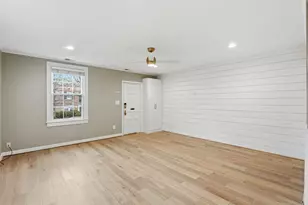 1300 S Cleveland St, Arlington, VA 22204 - Photo 3