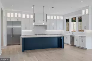 5613 34th St N, Arlington, VA 22207 - Photo 9