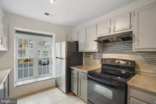 3858 9th Rd S, Arlington, VA 22204 - Photo 5