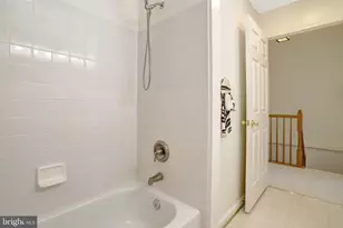 2019 N Buchanan Ct, Arlington, VA 22207 - Photo 39