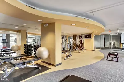 3650 S Glebe Road #1050, Arlington, VA 22202 - Photo 41