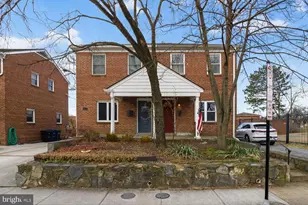 706 S Orme St, Arlington, VA 22204 - Photo 1