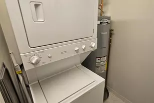 6908 Fairfax Dr, Arlington, VA 22213 - Photo 25