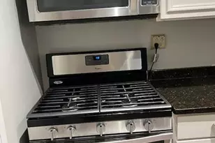 1300 Army Navy Dr, Arlington, VA 22202 - Photo 13