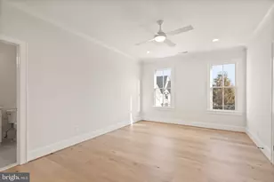 6613 31st St N, Arlington, VA 22213 - Photo 55