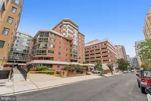 1001 N Vermont St, Arlington, VA 22201 - Photo 41
