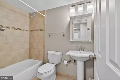 1200 S Arlington Ridge Road #504, Arlington, VA 22202 - Photo 9