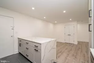 1300 Army Navy Dr, Arlington, VA 22202 - Photo 23