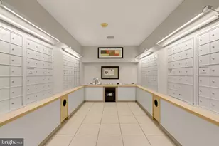 1021 N Garfield St, Arlington, VA 22201 - Photo 9