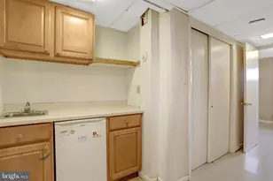 3716 N Vernon St, Arlington, VA 22207 - Photo 39