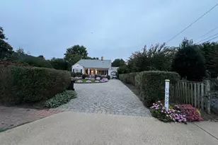 1922 S Arlington Ridge Rd, Arlington, VA 22202 - Photo 3