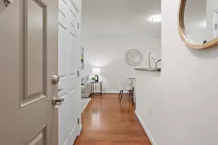 2101 N Monroe St, Arlington, VA 22207 - Photo 3