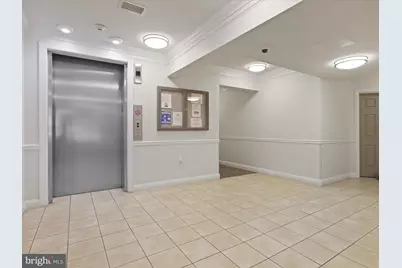 2101 N Monroe Street #212, Arlington, VA 22207 - Photo 23