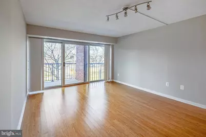 1300 Army Navy Drive #201, Arlington, VA 22202 - Photo 5