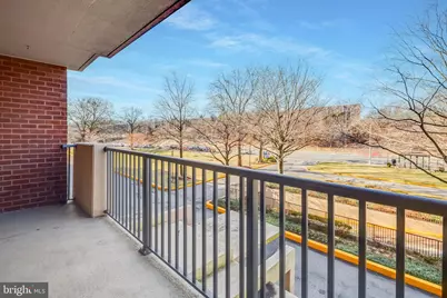 1300 Army Navy Drive #201, Arlington, VA 22202 - Photo 15