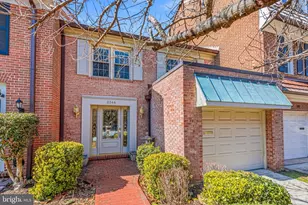 2344 S Queen St, Arlington, VA 22202 - Photo 1