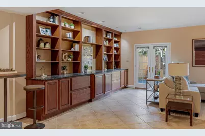 2344 S Queen Street, Arlington, VA 22202 - Photo 27