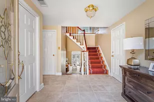 2344 S Queen St, Arlington, VA 22202 - Photo 3