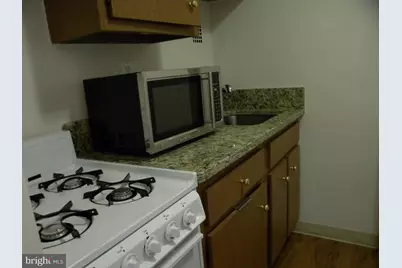 1021 Arlington Boulevard #817, Arlington, VA 22209 - Photo 3