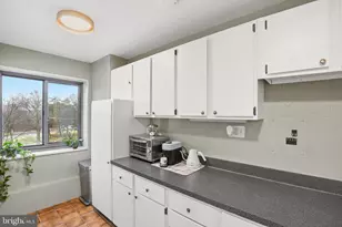 1300 S Arlington Ridge Rd, Arlington, VA 22202 - Photo 13