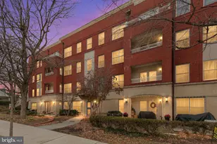 3131 9th Rd N, Arlington, VA 22201 - Photo 1