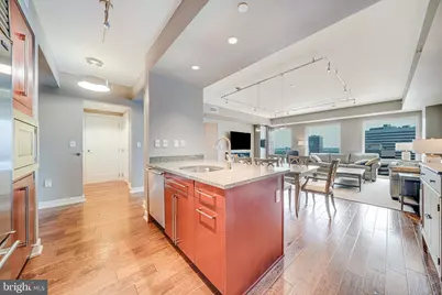 1111 19th Street N #2703, Arlington, VA 22209 - Photo 9