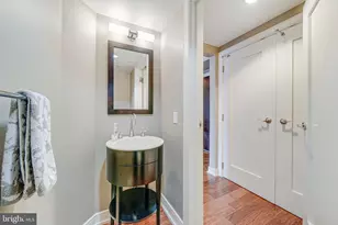 1111 19th St N, Arlington, VA 22209 - Photo 25