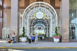 1300 S Arlington Ridge Rd, Arlington, VA 22202 - Photo 21