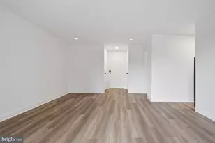 1011 Arlington Blvd, Arlington, VA 22209 - Photo 7