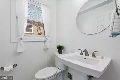 2231 N Culpeper Street N, Arlington, VA 22207 - Photo 11