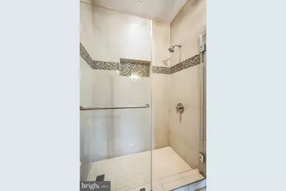 2101 N Monroe Street #401, Arlington, VA 22207 - Photo 19