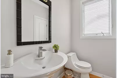 2733 N Lexington Street N, Arlington, VA 22207 - Photo 17