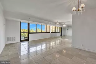 1805 Crystal Dr, Arlington, VA 22202 - Photo 3