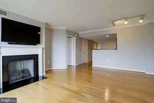2220 Fairfax Dr, Arlington, VA 22201 - Photo 17